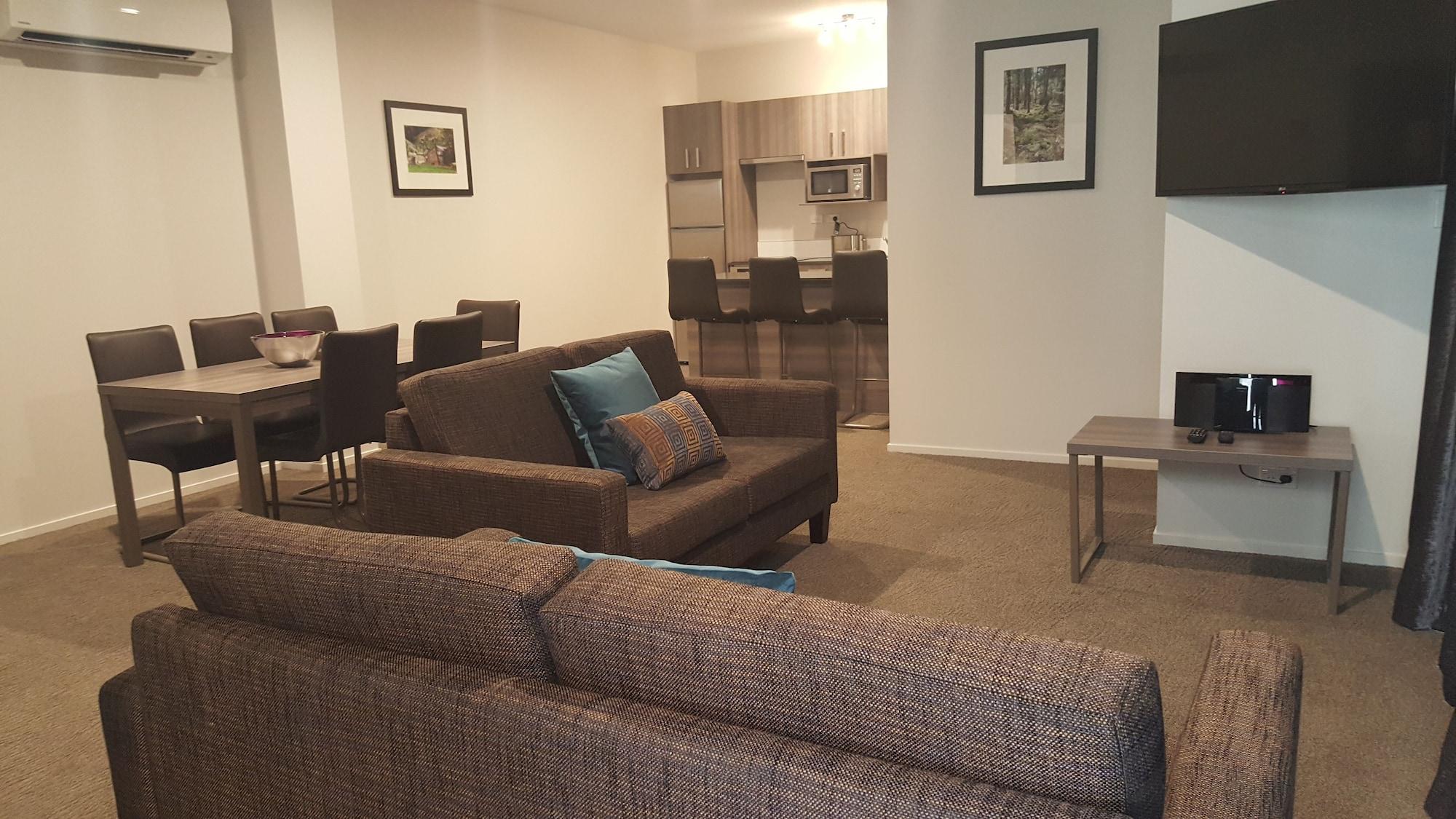 Ramada Suites By Wyndham Queenstown Remarkables Park Exterior foto